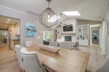 Mooring Buoy 187 4 Bedrooms Deck Lagoon Sleeps 10