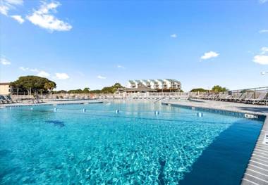 Hilton Head Beach & Tennis A142 1 Bedroom Sleeps 6