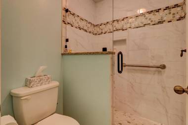 103 Sea Cloisters Oceanfront 2 BR condo