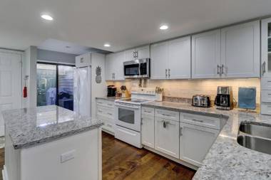 145 Greens 2 BR Shipyard Golf Condo