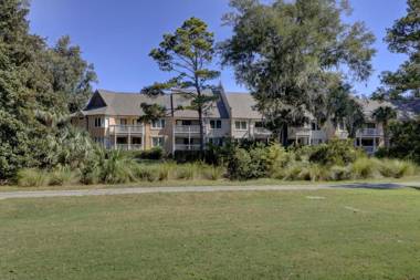 153 Colonnade 2 BR Golf Condo Shipyard