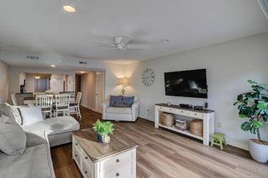 188 The Greens 2 BR Shipyard Golf Condo