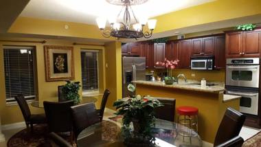 JeffsCondos - 5 Bedroom - Ocean Blue Resort