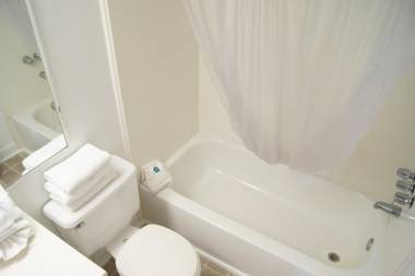 Oceanfront Viking Motel