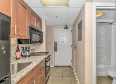 Holiday Pavilion 405