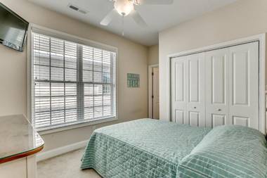 Sands Beach House 308 (5 Bedroom Sleeps 16)