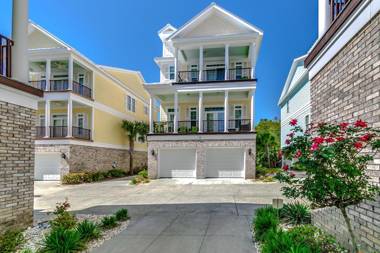 Sands Beach House 313 (5 Bedrooms Sleeps 12)