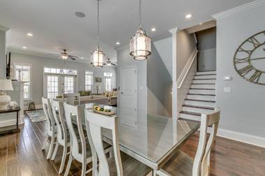 Sands Beach House 313 (5 Bedrooms Sleeps 12)