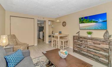 Oceanfront 1 Bedroom 2 Bath Suite Boardwalk 439