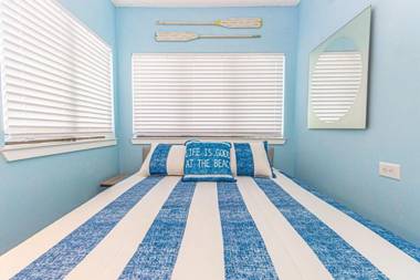 Ocean View Studio with Great Views! Palace Resort 1605