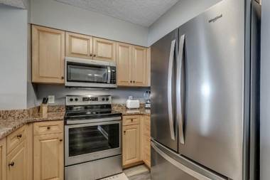 Sound Wind 402 with Oceanfront Balcony