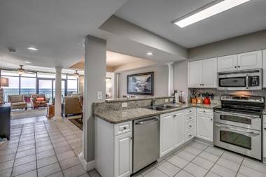 South Wind Resort 1401 panoramic ocean views