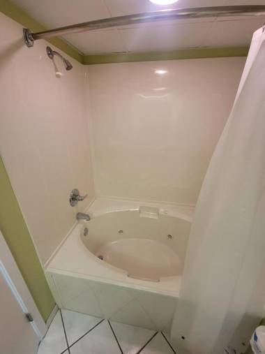 Ocean View Studio King Suite Boardwalk Resort Unit 540 Sleeps 2