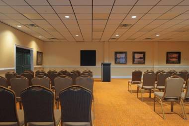 Country Inn & Suites by Radisson Orangeburg SC