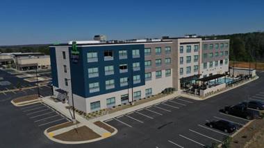 Holiday Inn Express & Suites Richburg an IHG Hotel