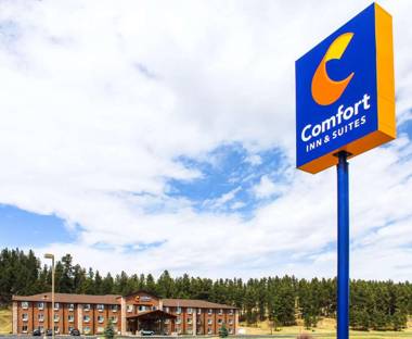 Comfort Inn & Suites Near Custer State Park and Mt Rushmore