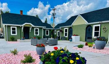 EO Bungalows Black Hills