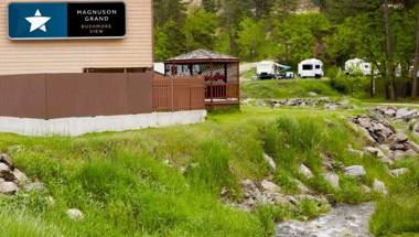 Magnuson Grand Rushmore View