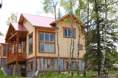 Avalanche Chalet