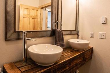 Missing Link Chalet At Terry Peak