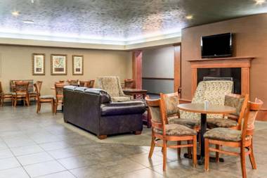 Comfort Inn & Suites Mitchell