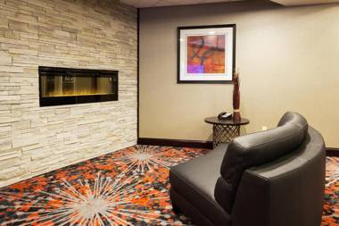 Holiday Inn Express & Suites Rapid City an IHG Hotel