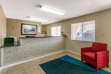 Rodeway Inn Rapid City