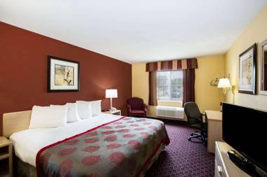 Ramada by Wyndham Sioux Falls