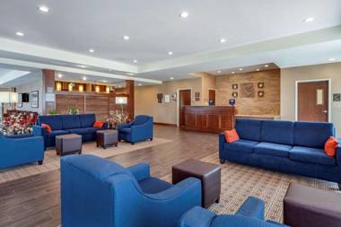 Comfort Inn & Suites Avera Southwest