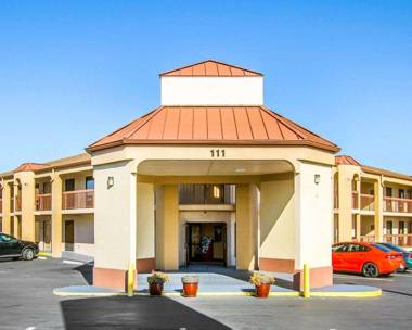 Rodeway Inn & Suites