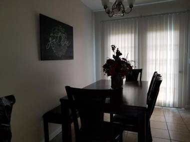 Spacious 3BR 2BA 11 mins away from Cummins Falls State Park!!!