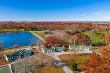Crown Resorts at Lake Tansi West
