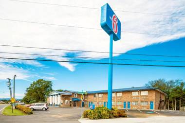 Motel 6-East Ridge TN