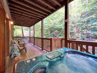 Idle Days 2 Bedrooms Sleeps 8 Pool Table Grill Pool Access WiFi