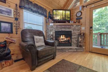 Americana 2 Bedrooms Sleeps 6 View Pool Access Hot Tub Fireplace