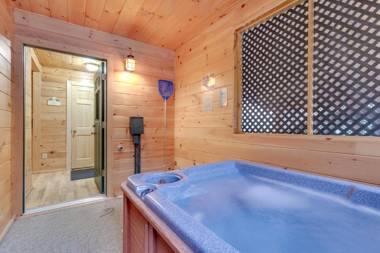 A Garden Blessing 1 Bedroom Hot Tub Fireplace Grill WiFi Sleeps 4