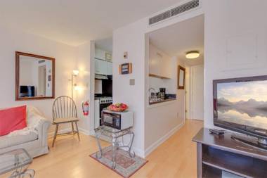 A Tennessee Joy 1 Bedroom Indoor Pool WiFi Fireplace Sleeps 2