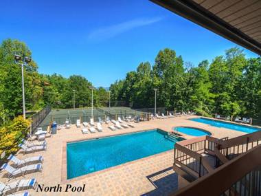 Rocky Top Lodge 6 Bedrooms Pool Access Hot Tub Mountain View Sleeps 14