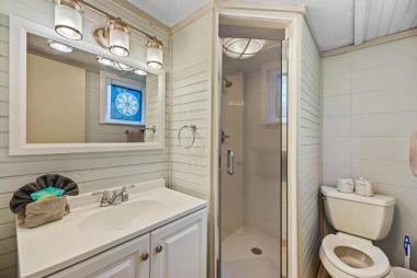 SmokyStays Private Pool Chalet