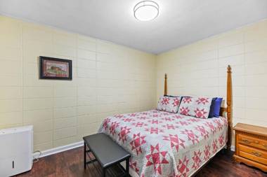 SmokyStays Private Pool Chalet