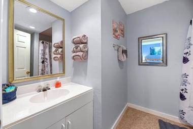 SmokyStays 9 Bedroom Cabin