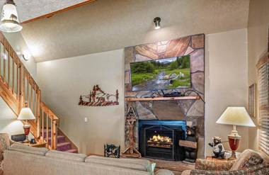 SPLASH HAPPY on the CREEK