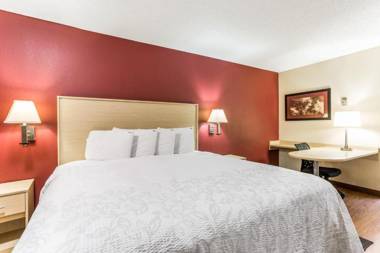 Red Roof Inn PLUS+ Nashville North Goodlettsville