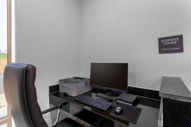 Comfort Inn & Suites