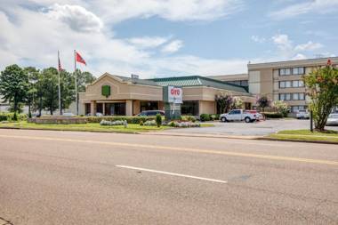 OYO Hotel Memphis TN I-40