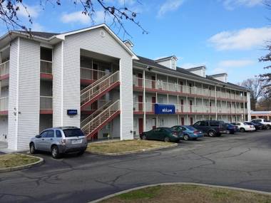 InTown Suites Extended Stay Memphis TN - Hickory Hill