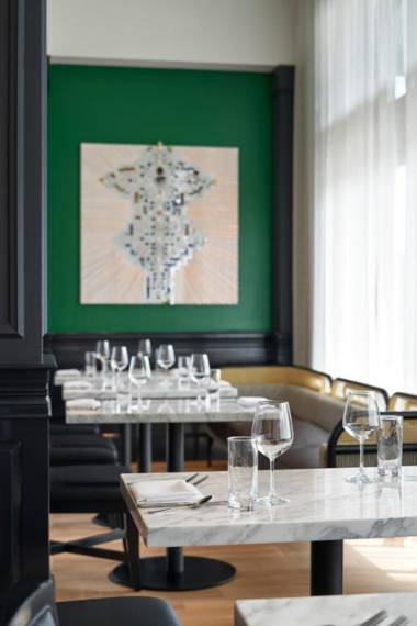 The Memphian a Tribute Portfolio Hotel