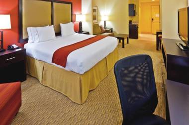Holiday Inn Express Nashville-Opryland an IHG Hotel