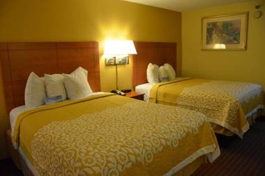 Days Inn by Wyndham Airport Nashville East