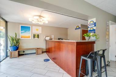 Days Inn by Wyndham Nashville Saint Thomas West Hospital